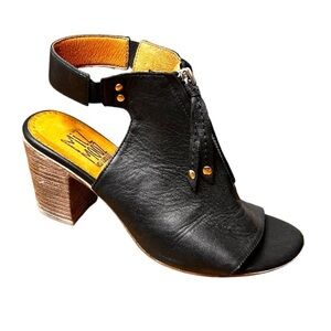 MIZ MOOZ-SAGA-Black Leather Ankle Strap-Front Zip-Heel- Size 37/ 7